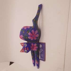 Casa de Las Artesanias Handcarved, Painted Mexican Art Cat